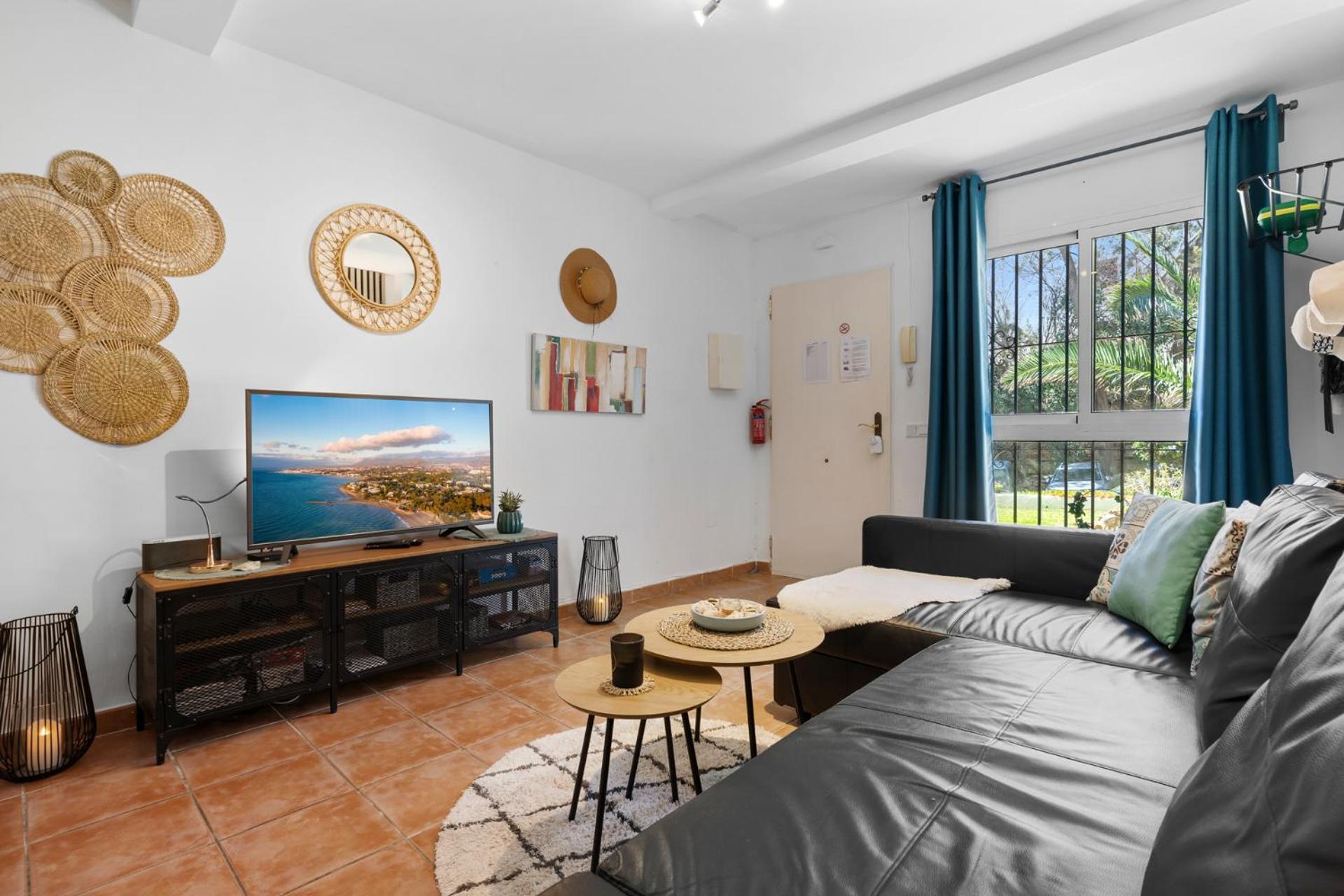 Beachfront Calahonda Apartment By Costarentals - Ref 89 Sitio de Calahonda 外观 照片
